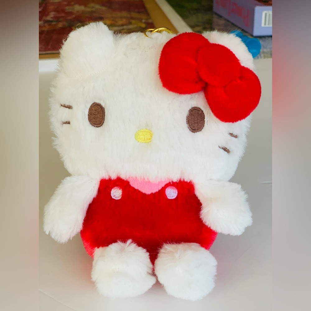 NWT- Hello Kitty